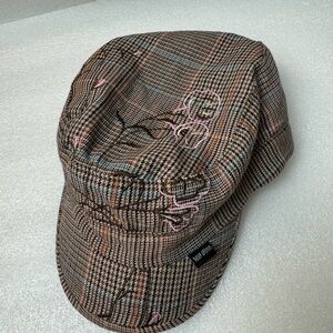 Peter Grimm Cap Driving Hat Medium Brown Floral art 1920s
